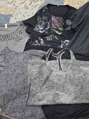 Lululemon Size 8 Lot